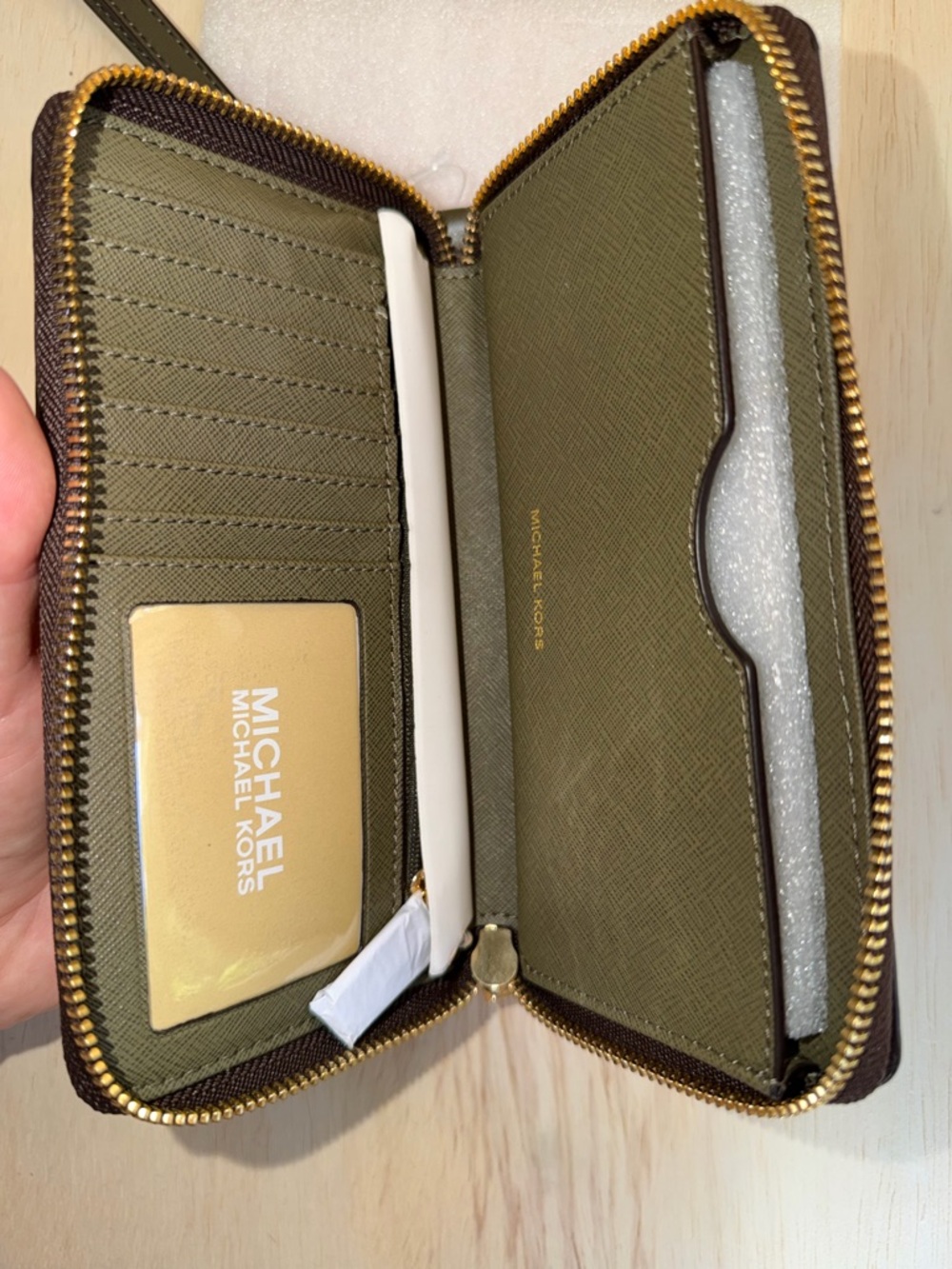 NWT Michael Kors Olive Brown Large Flat Phone Wristlet - Picture 5 of 6